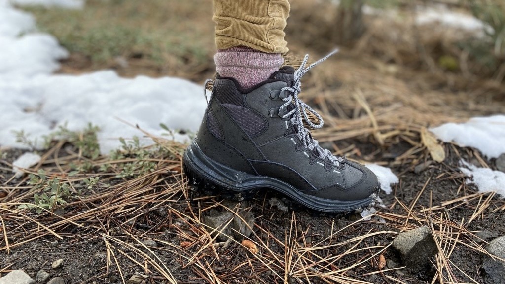 Merrell Women's Bravada Edge 2 Thermo Mid Wp Winter Hiking Boot
