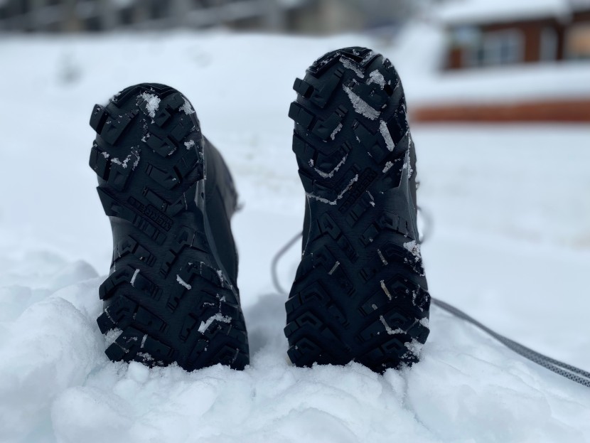 the outsole on the thermo chill mid has an interesting pattern with...