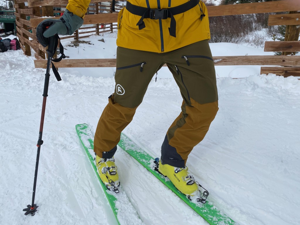 Peak Performance Vertical GORE-TEX Pro Bib Pants - Ski trousers Men's, Buy  online