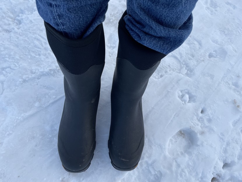 winter boots men - slip-on work boots don&#039;t have laces, which makes a precise fit...