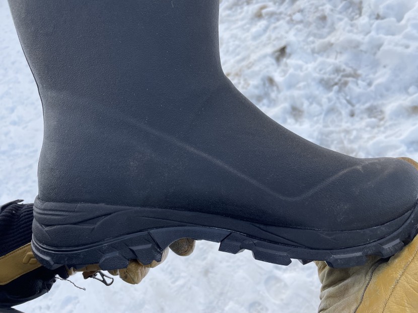 muck boot arctic ice mid - a rubber shell completely protects the arctic ice&#039;s neoprene...
