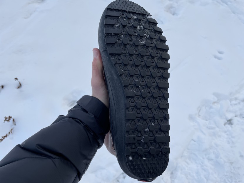 vans standard snow mte - the standard&#039;s soles have small and shallow lugs that are great on...