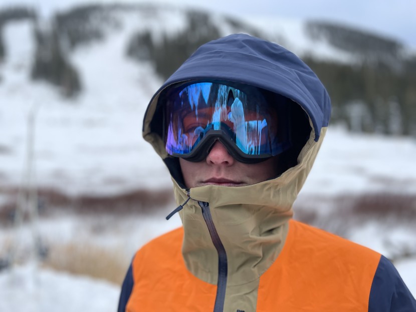 Norrona Lofoten Gore-Tex Pro - Women's Review | Tested Norrona Lofoten Gore-Tex Pro - Women's Review | Tested