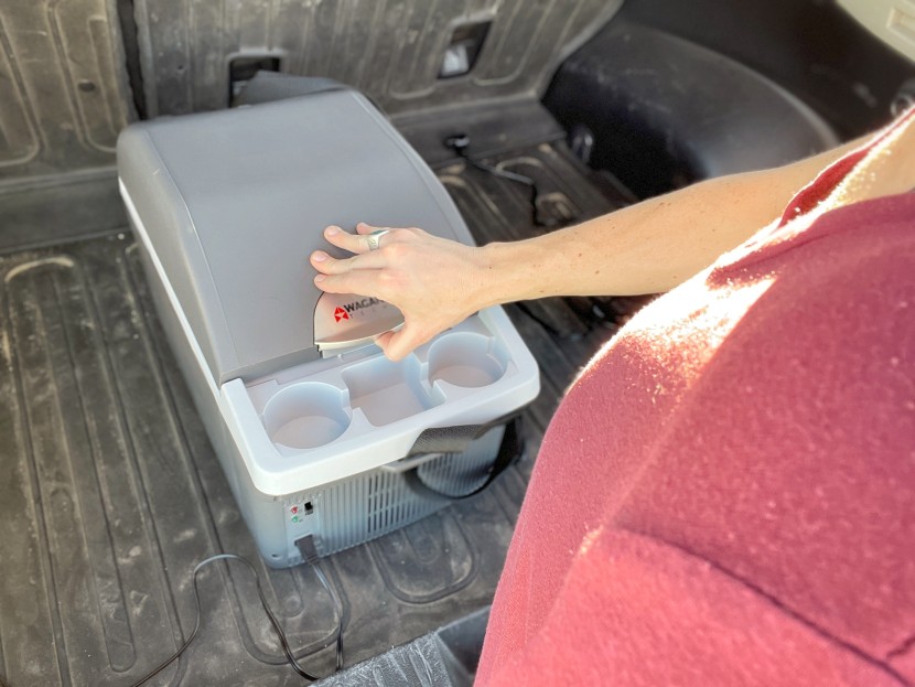 wagan 12v 14 liter personal fridge/warmer - this cooler isn&#039;t a particularly great insulator.
