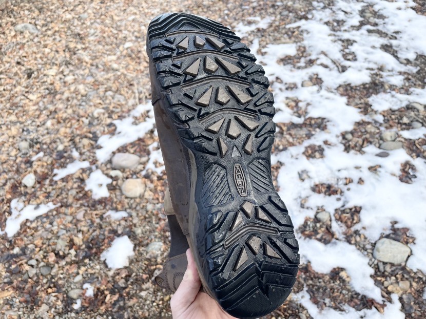 keen anchorage iii - the anchorage iii has shallow lugs that don&#039;t grip snow or uneven...