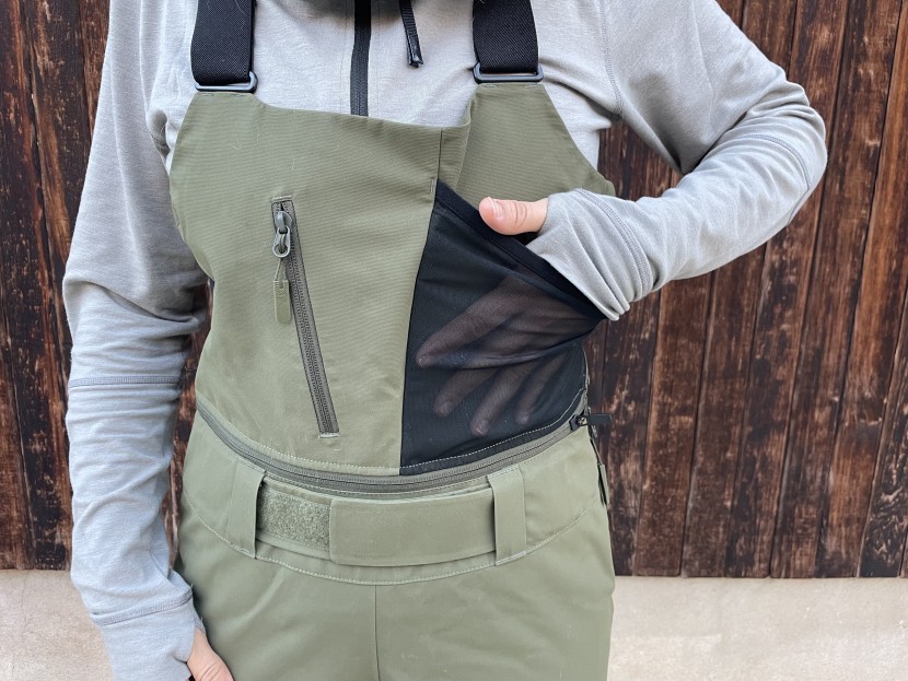 backcountry cottonwoods gore-tex bib for women - the two chest pockets, including a mesh pocket that&#039;s great for wet...