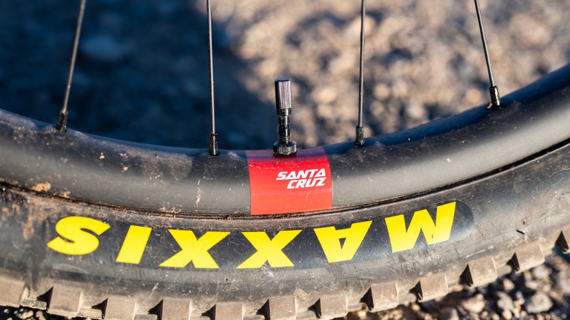 the reserve 30 v2 carbon rims have an excellent ride quality, and...