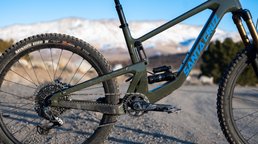 santa cruz bronson xo1 axs rsv - the bronson frame shares similar lines to most of santa cruz&#039;s other...