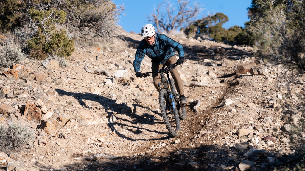 santa cruz bronson xo1 axs rsv - the new bronson successfully blends the best traits of 29 and...