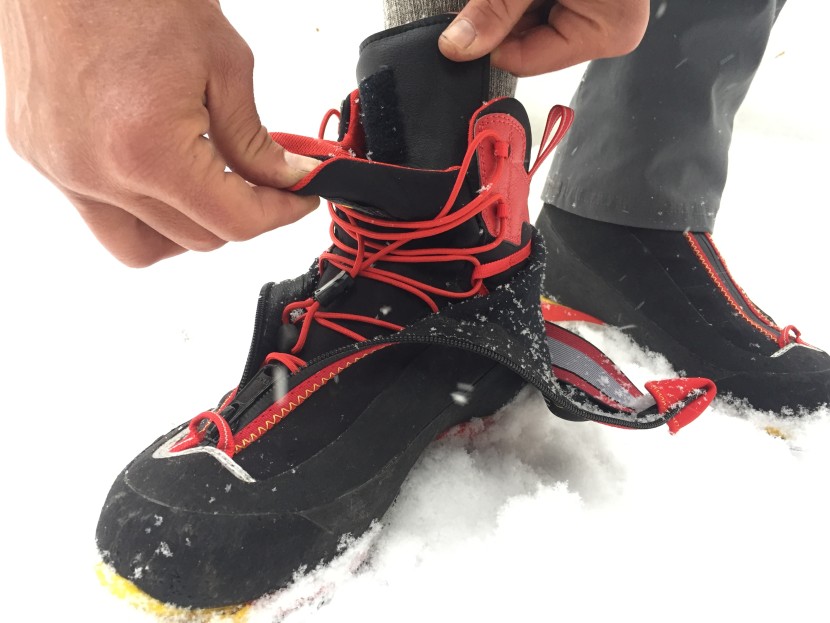 asolo eiger xt gv evo - this piece of black padding can be positioned to customize the fit.