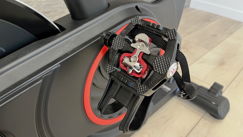 echelon connect ex-5s - the dual-function pedals have toe cages on one side and clips on the...