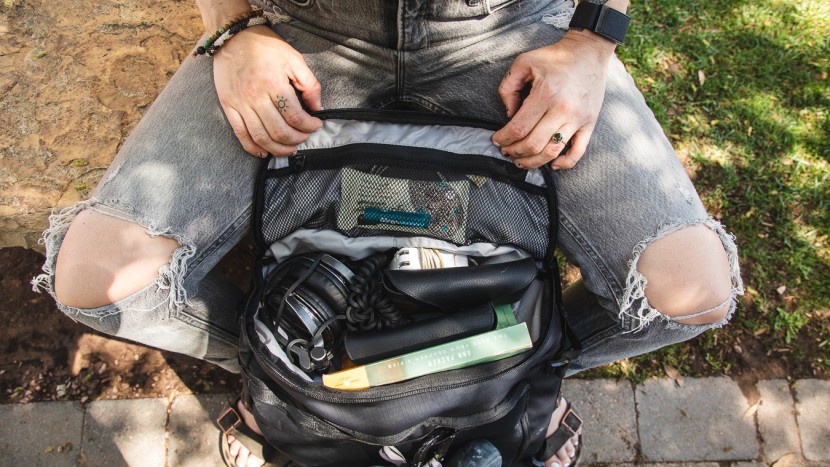 timbuk2 impulse - be careful not to put anything sharp in the top pocket, or you may...