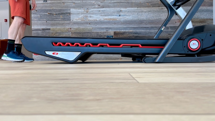 bowflex treadmill 22 - the tread deck has comfort tech cushioning and it boasts a -5...