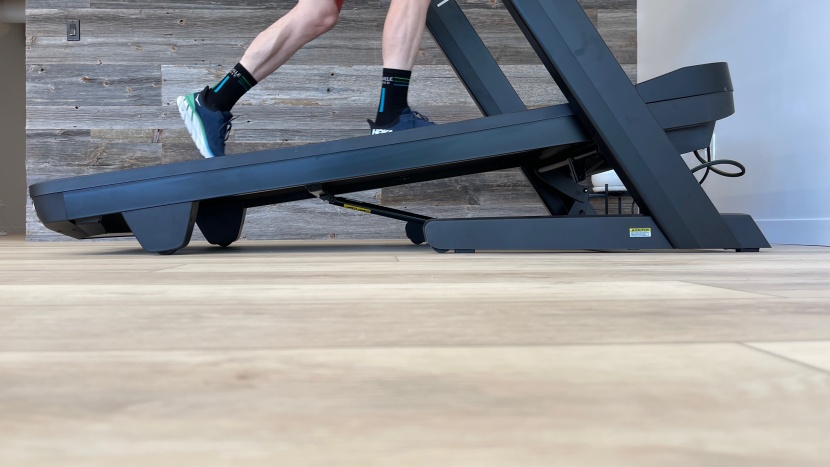 nordictrack commercial 1750 - the commercial 1750 has incline adjust between -3% and +15%, plus it...