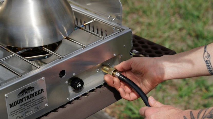 camp chef mountaineer 2x - the regulator port is external to the stove, which makes it much...