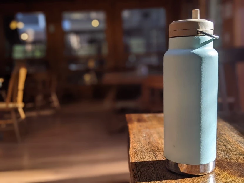 Best insulated water jugs comparison showing multiple brands side by side