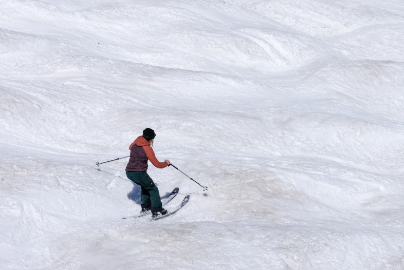 atomic maven 93 c - the maven easily bends between bumps, making mogul skiing more...