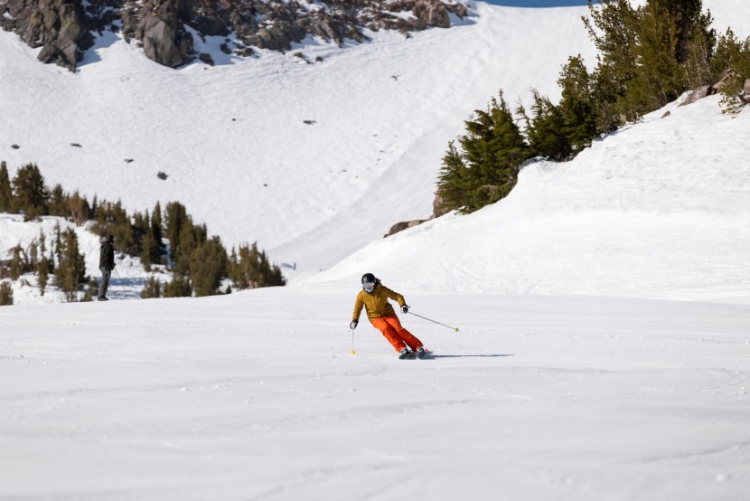 coalition sos - a 25-meter turn radius makes for a very long, high-speed turn.