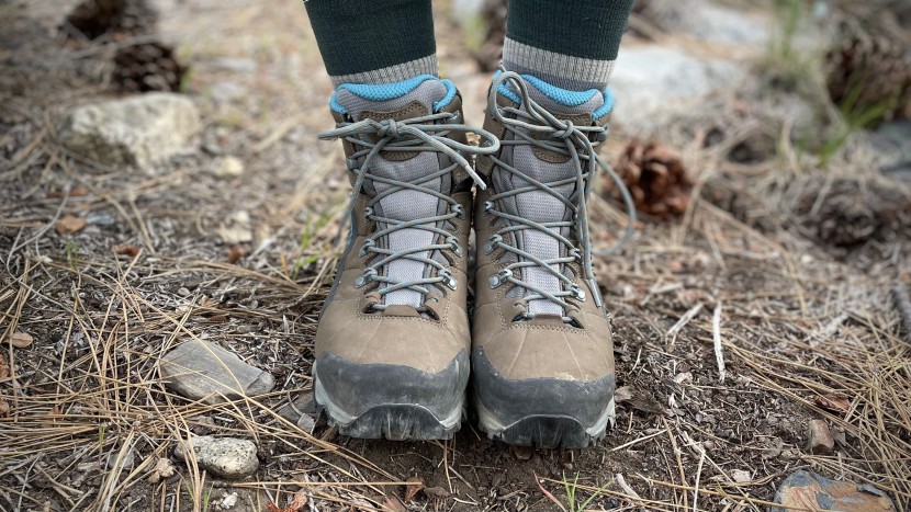 la sportiva nucleo high ii gtx for women - the la sportiva nucleo features a well-crafted and supportive yet...