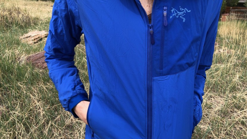 the pockets are soft and cozy for added warmth while hiking.