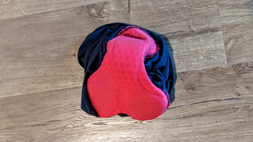 castelli competizione bib short - we liked the narrow footprint and smooth, felt-like topper. it's a...