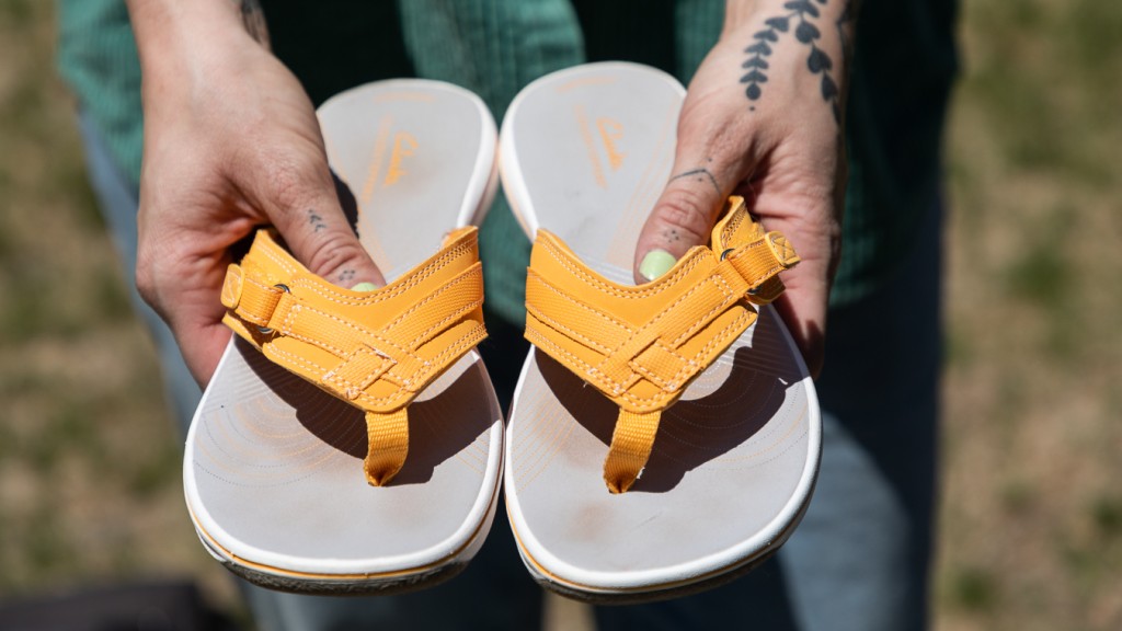 These Clarks Flip-flops Are 's Best-Selling Sandals