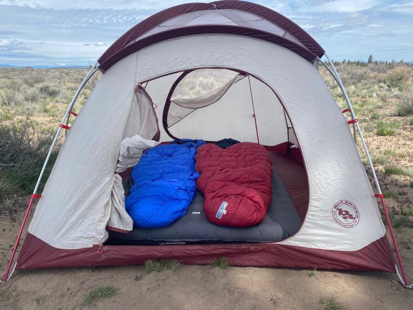 rei co-op kingdom insulated air - the rei kingdom is a large air mattress that sleeps two (and a dog).