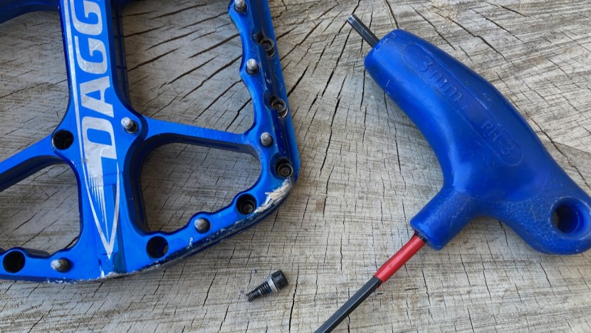 chromag dagga - you'll need a 3mm hex to remove, replace, or add washers to the...