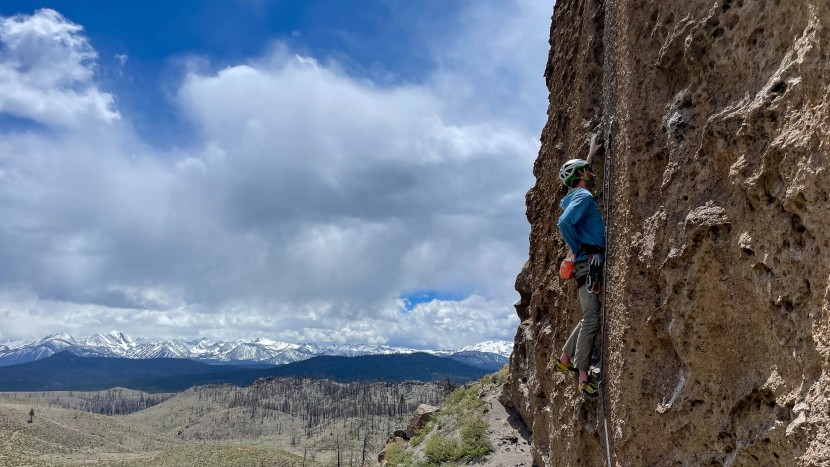 climbing shoes - the finale has a narrow toe box for jamming in thin cracks, but...