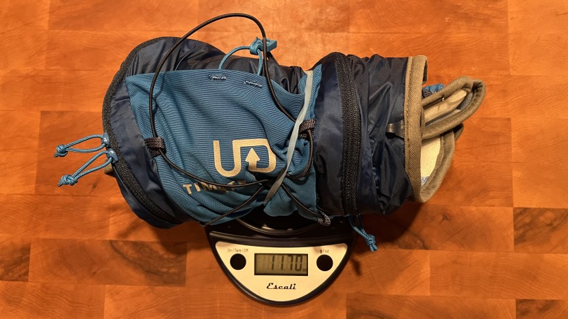 ultimate direction ultra vest 6.0 - at 11.7 ounces, this high volume vest still packs a punch with...