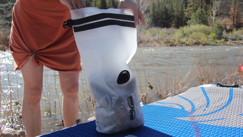 dry bag - with a double-banded roll-down closure and welded seams, the...