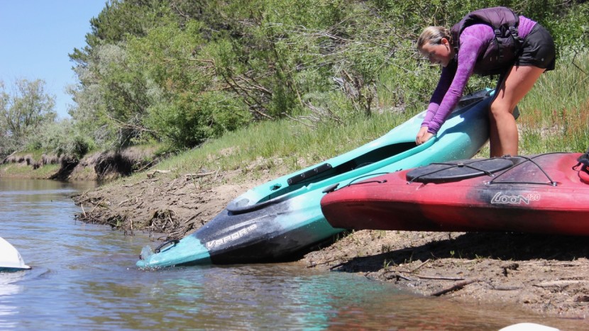 old town vapor 10 - there is a drain plug on the nose of the old town vapor which you...