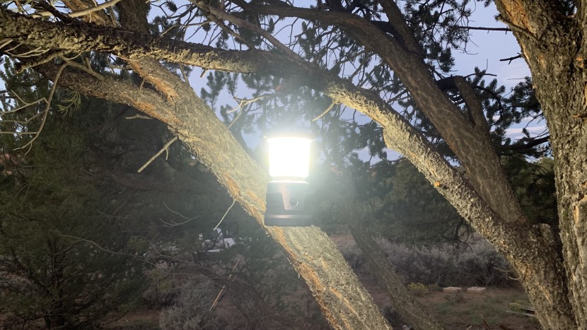 lantern - the ultimate survival technologies 30-day duro is ridiculously...