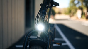 We are fans of integrated bike lights on e-bikes, and the RadExpand...