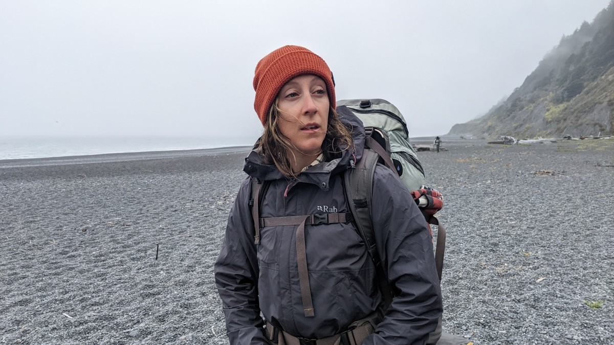 Rab Downpour - Women's Review (The Rab Downpour is fairly light and is easily stowed into a hand pocket.)