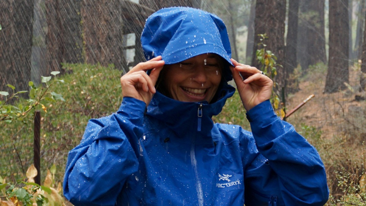 arc'teryx beta lt for women rain jacket review