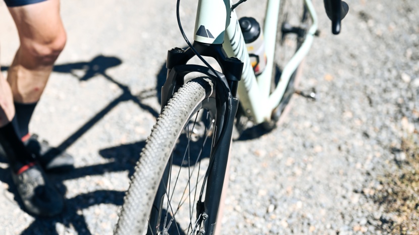 gravel bike - it may not look that significant, but 30 mm of suspension makes a...
