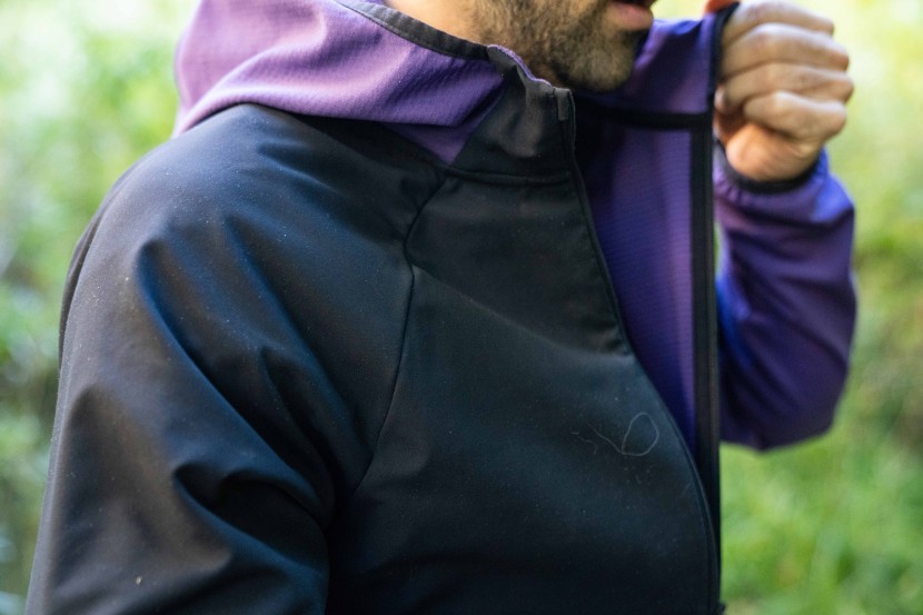 mountain hardwear stratus range full zip - the shoulders and chest area have a bit of reinforcement which helps...