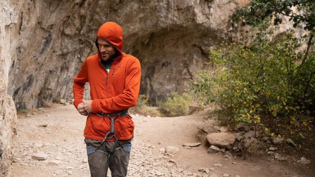 Outdoor Research Vigor Full Zip Hoodie Review | Tested by GearLab