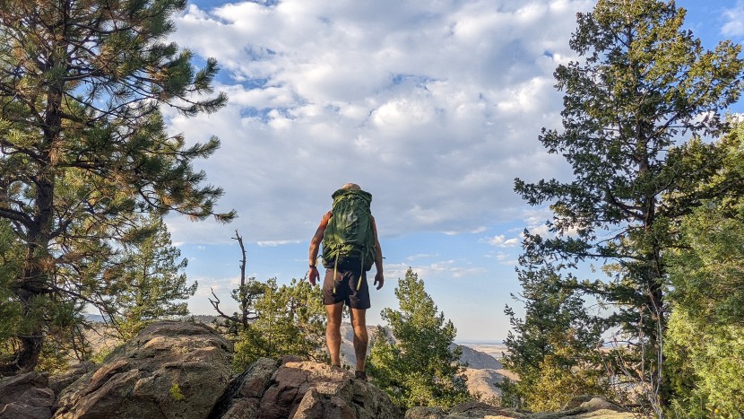 testing out the osprey atmos ag 65 in colorado.