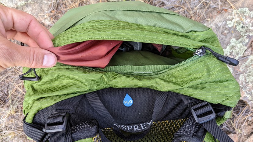 osprey atmos ag 65 absinthe green