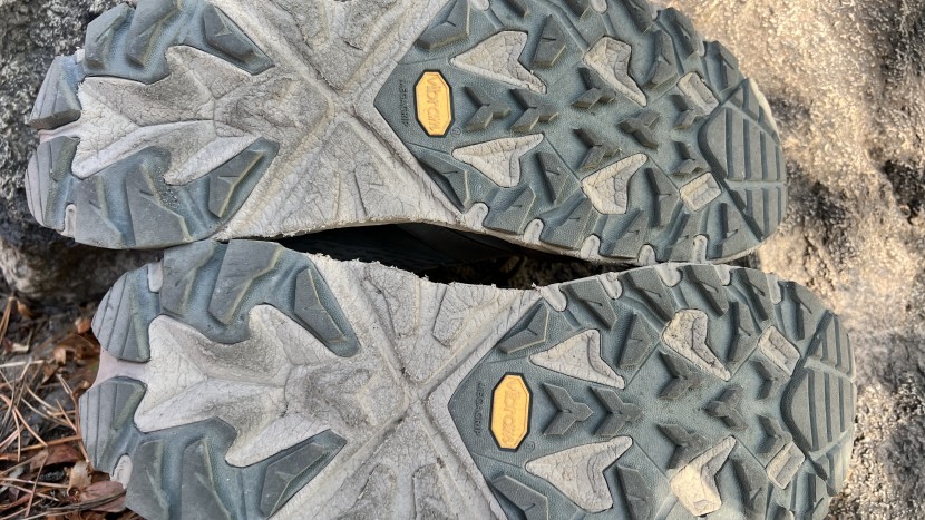 hoka anacapa low gtx - the anacapa has a blend of open and tight lugs, giving them good...