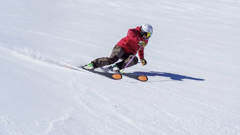 kastle fx96 ti - when the run opens up, push your speed limits and rail your way down...