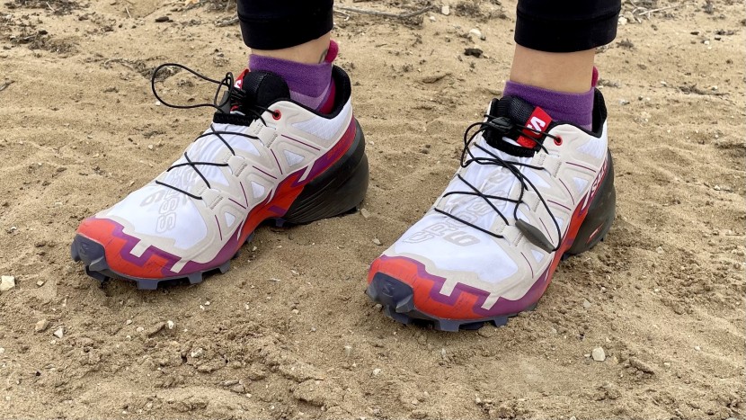 salomon speedcross 6 for women - the toe cap lugs and tough rubber make the front edge of the...