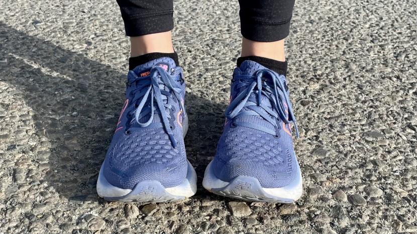 running shoes womens - some running shoes have soft, spacious uppers. this is in direct...