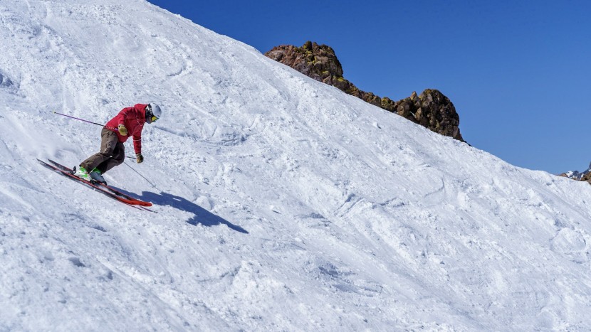 atomic maverick 95 ti - we&#039;re stoked to ski this ski in even the nastiest conditions.
