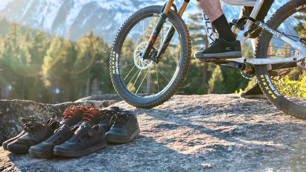 The 4 Best Mountain Bike Flat Pedal Shoes