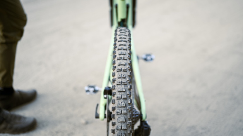 the maxxis minion dhr ii is an excellent rear tire for aggressive...