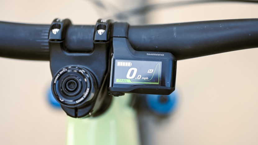 santa cruz heckler mx xo1 axs rsv - the shimano em800 display is a common sight on ep8-equipped bikes...
