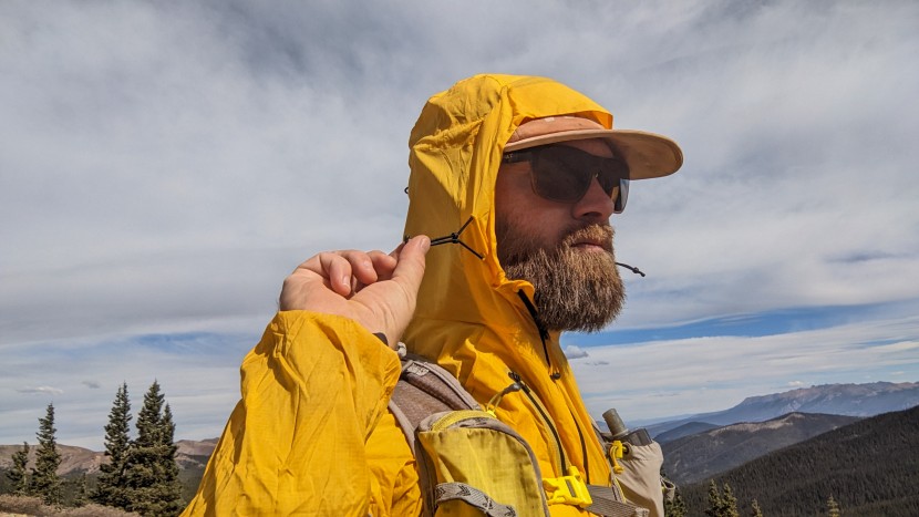 asics fujitrail jacket